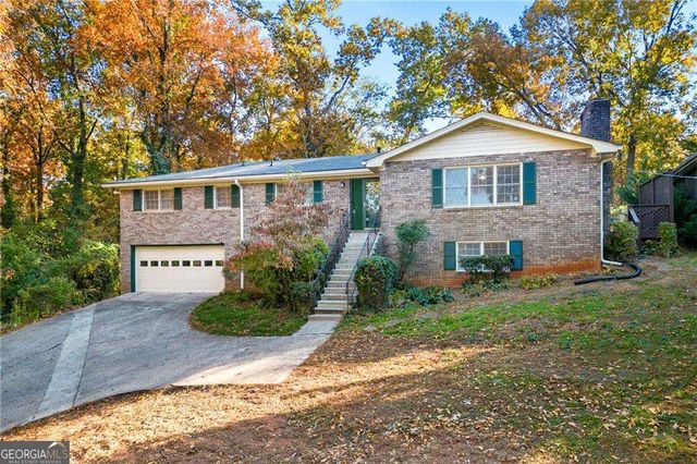552 Duke Drive, Marietta, GA 30066