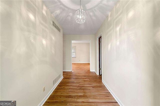 552 Duke Drive, Marietta, GA 30066