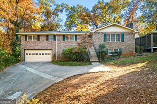 552 Duke Drive, Marietta, GA 30066