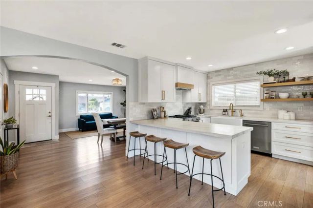 677 N Clinton Street, Orange, CA 92867