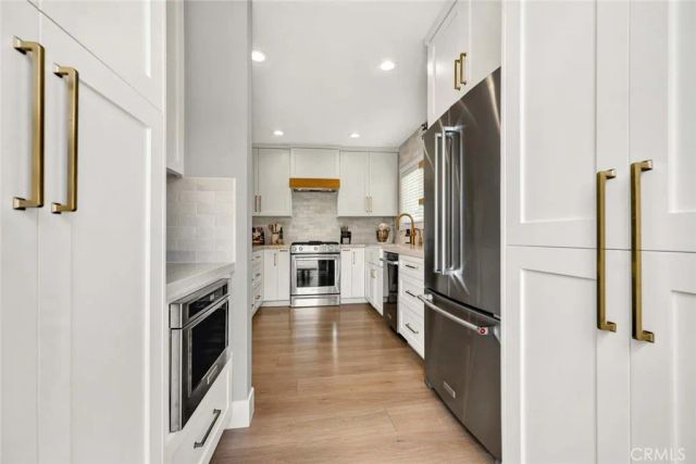 677 N Clinton Street, Orange, CA 92867