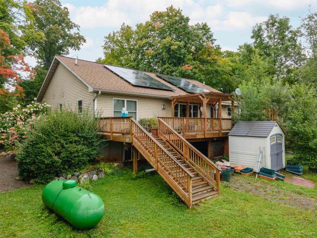 511 3rd Street, Alpha, MI 49902