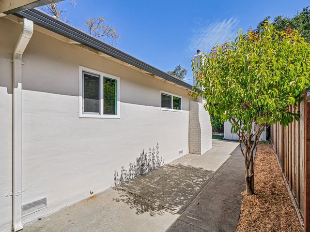 4868 Kingston Way, San Jose, CA 95130