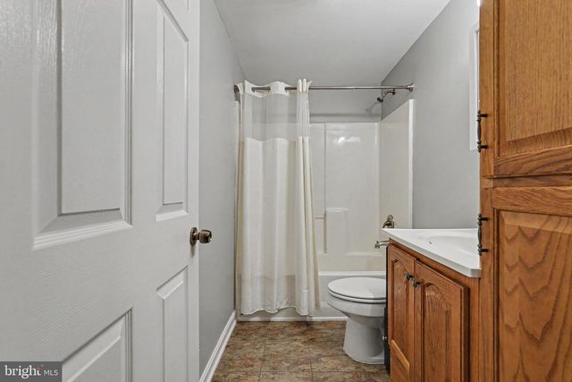 908 WINSAP CT, Baltimore, MD 21227