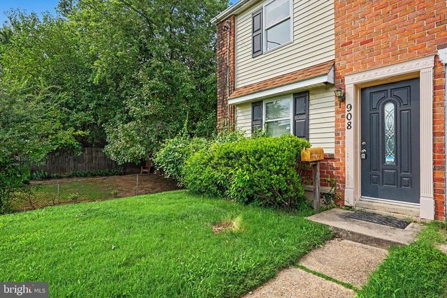 908 WINSAP CT, Baltimore, MD 21227