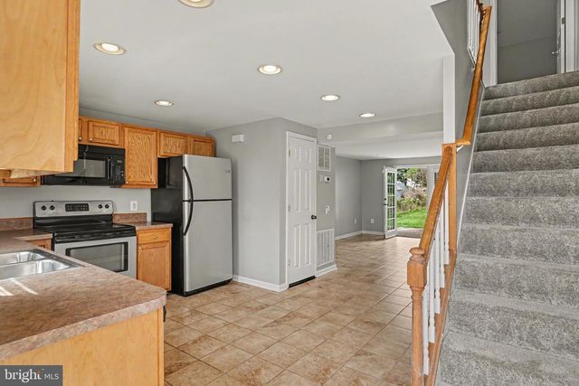 908 WINSAP CT, Baltimore, MD 21227