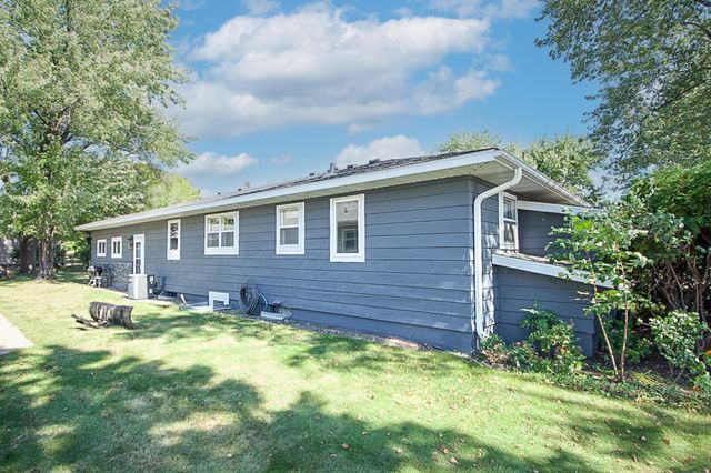 803 20th Avenue N, Saint Cloud, MN 56303