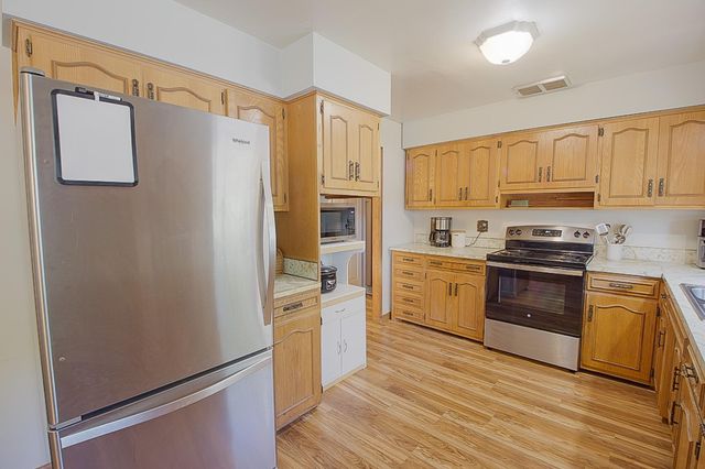 803 20th Avenue N, Saint Cloud, MN 56303