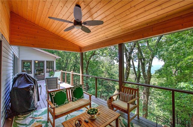300 Sassafras Mountain Trail, Jasper, GA 30143