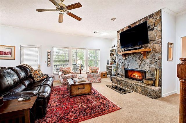 300 Sassafras Mountain Trail, Jasper, GA 30143