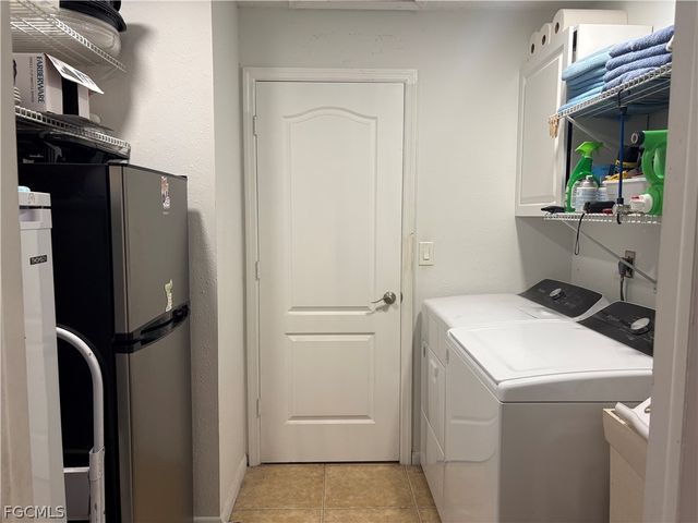 9850 Owlclover ST, Fort Myers, FL 33919