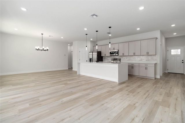 1043 YAKUTAT AVENUE SE, Palm Bay, FL 32909