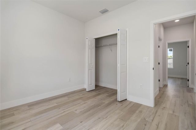 1043 YAKUTAT AVENUE SE, Palm Bay, FL 32909