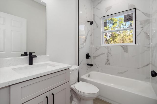 1043 YAKUTAT AVENUE SE, Palm Bay, FL 32909