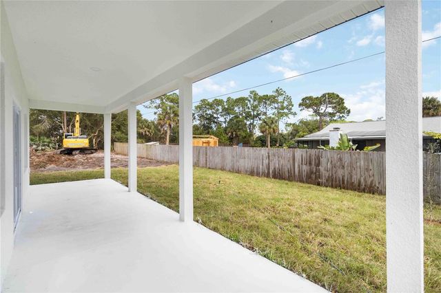 1043 YAKUTAT AVENUE SE, Palm Bay, FL 32909