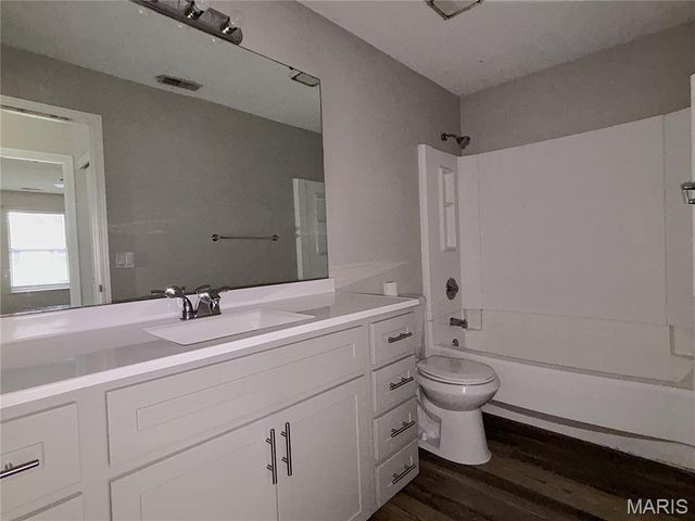 777 Highland Hill Drive D, St Peters, MO 63376