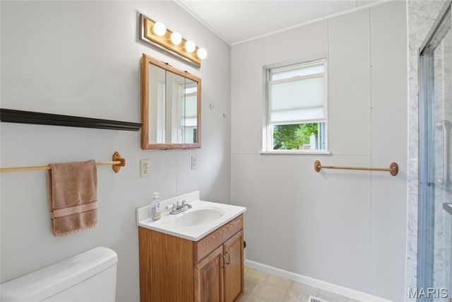 403 S Johnson Street, New Athens, IL 62264