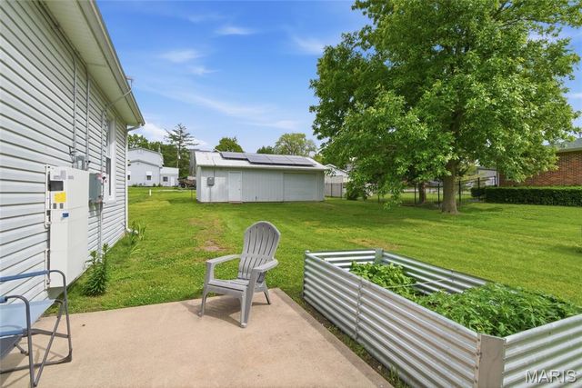 403 S Johnson Street, New Athens, IL 62264