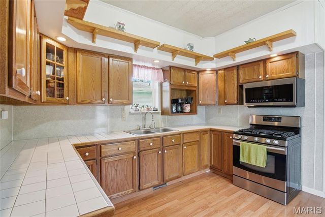 403 S Johnson Street, New Athens, IL 62264