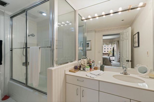 3030 Mckinney Avenue 304, Dallas, TX 75204