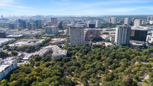 3030 Mckinney Avenue 304, Dallas, TX 75204