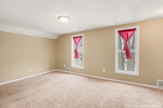 5257 146th Avenue, Holland, MI 49423