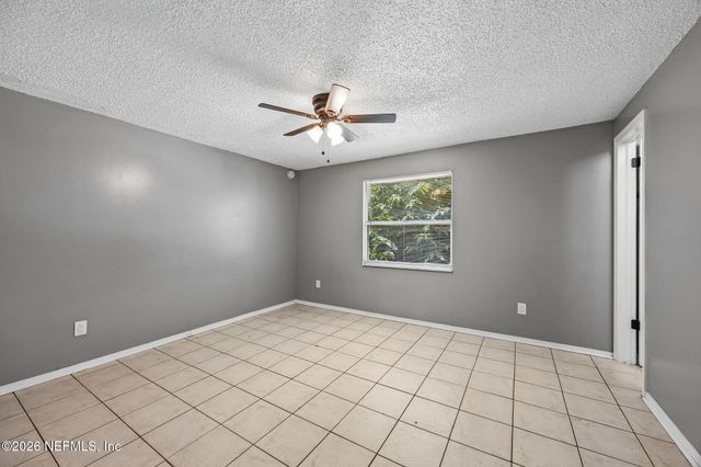 2586 SPRING LAKE Road W, Jacksonville, FL 32210