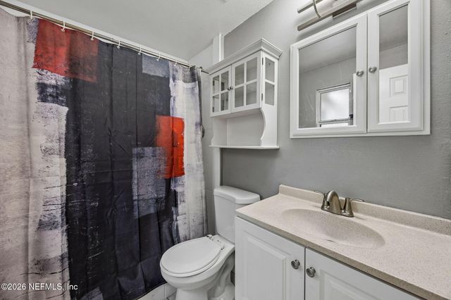 2586 SPRING LAKE Road W, Jacksonville, FL 32210