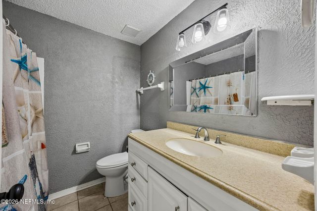 2586 SPRING LAKE Road W, Jacksonville, FL 32210