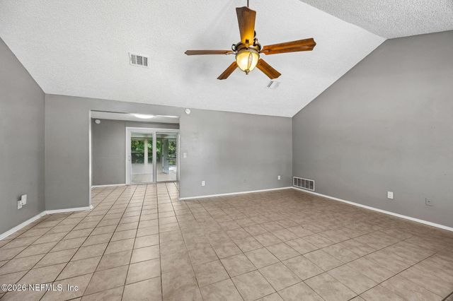 2586 SPRING LAKE Road W, Jacksonville, FL 32210