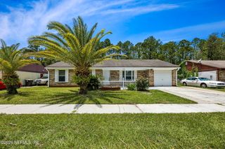 2586 SPRING LAKE Road W, Jacksonville, FL 32210