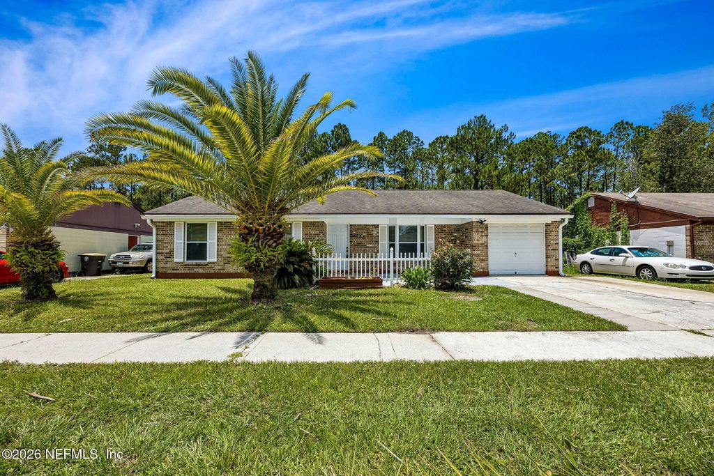 2586 SPRING LAKE Road W, Jacksonville, FL 32210