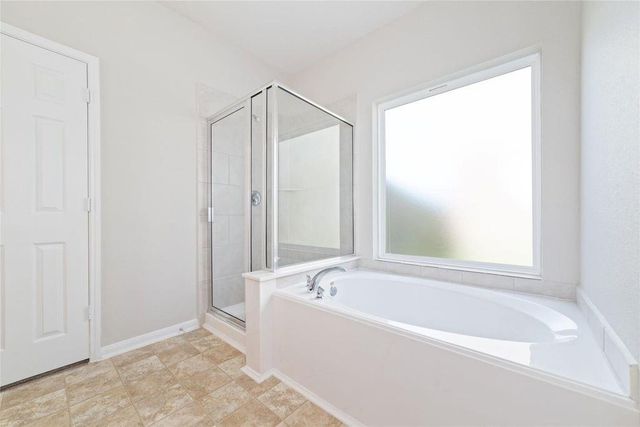 2707 Golden Hills Court, Fresno, TX 77545