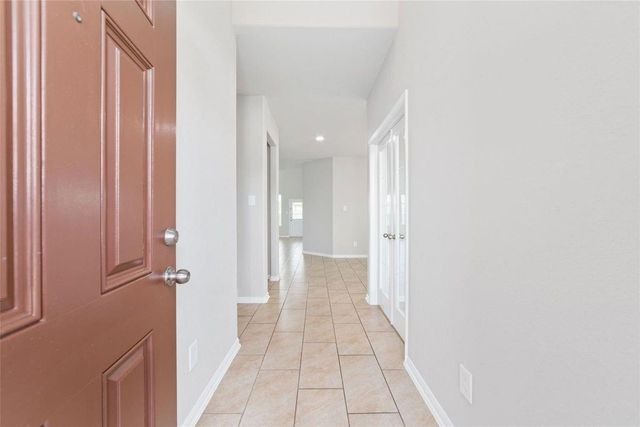 2707 Golden Hills Court, Fresno, TX 77545