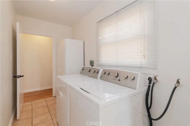 6045 Teesdale Avenue, North Hollywood, CA 91606