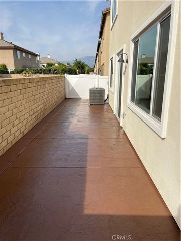 2872 schmidt privado, Ontario, CA 91761