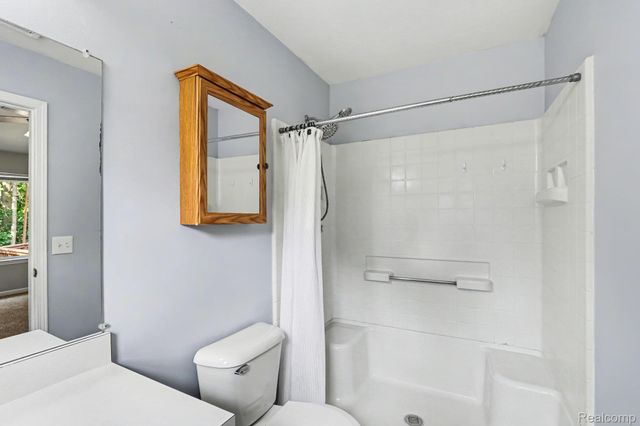 5576 Juneberry Court, Waterford Charter Township, MI 48329