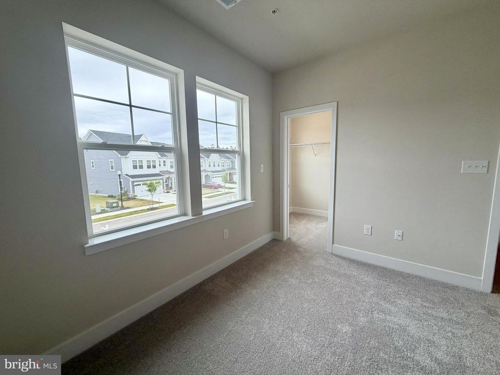 Image 12 of property listing at 2141 WINTERBERRY LN, Cambridge, MD 21613