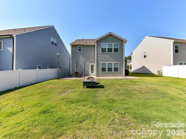 5125 Arbordale Way, Mount Holly, NC 28120
