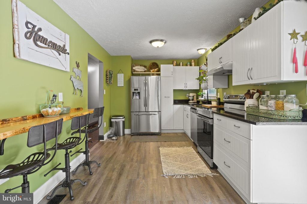 Image 11 of property listing at 26587 YOWAISKI MILL RD, Mechanicsville, MD 20659