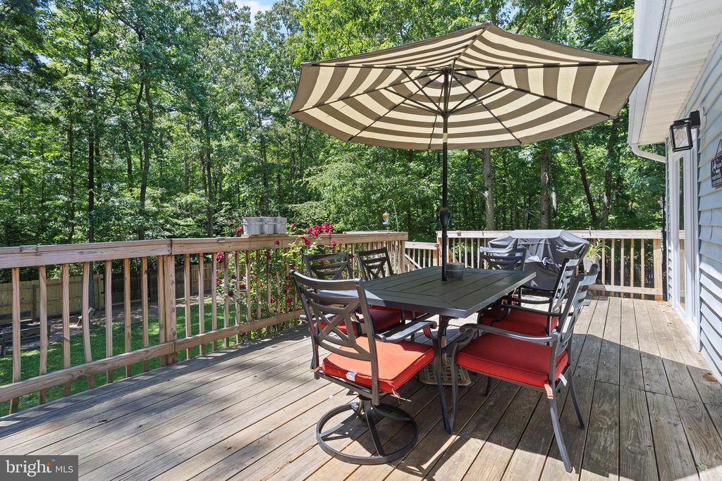 Image 26 of property listing at 26587 YOWAISKI MILL RD, Mechanicsville, MD 20659