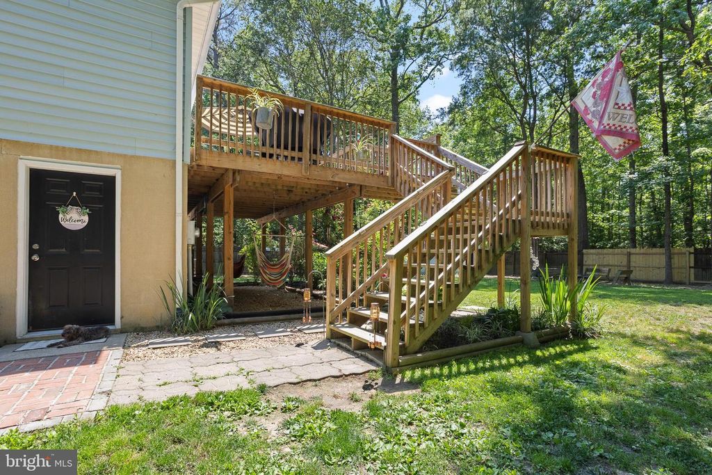Image 27 of property listing at 26587 YOWAISKI MILL RD, Mechanicsville, MD 20659