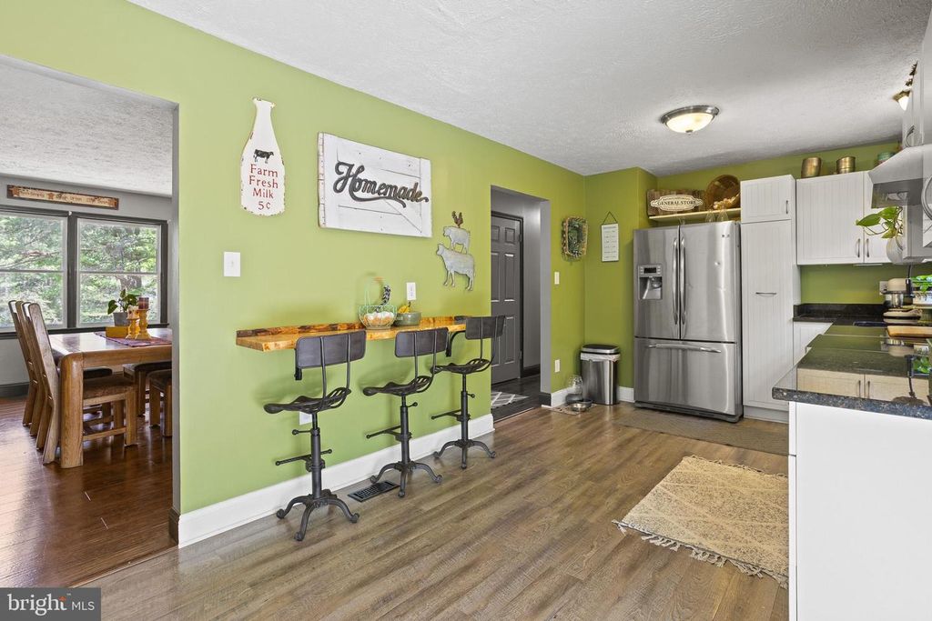 Image 8 of property listing at 26587 YOWAISKI MILL RD, Mechanicsville, MD 20659