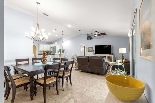 2208 SE 24TH TERRACE, Ocala, FL 34471
