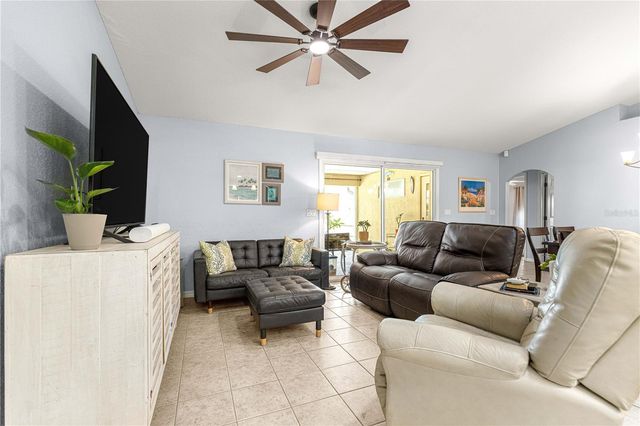 2208 SE 24TH TERRACE, Ocala, FL 34471