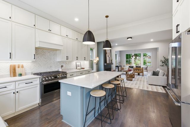 302 50th Ave, N, Nashville, TN 37209