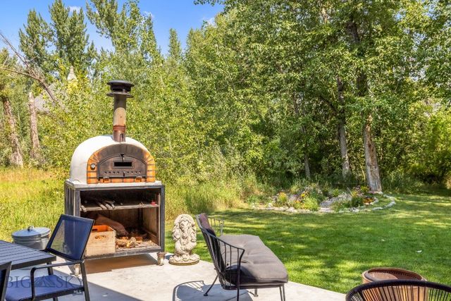 106 Milky Way Drive, Bozeman, MT 59718