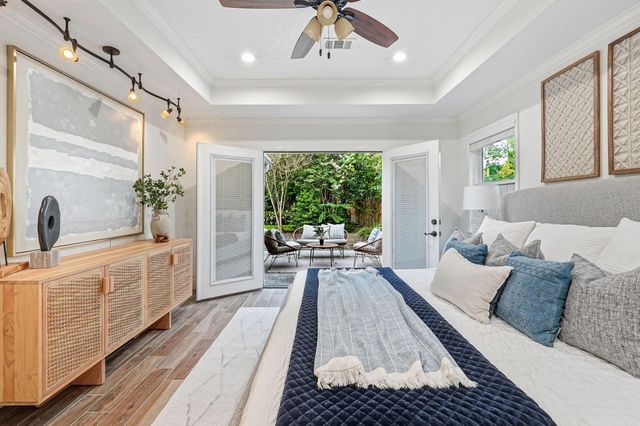 1320 Woodvine Drive, Houston, TX 77055
