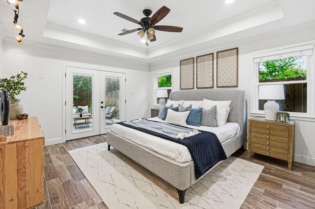 1320 Woodvine Drive, Houston, TX 77055