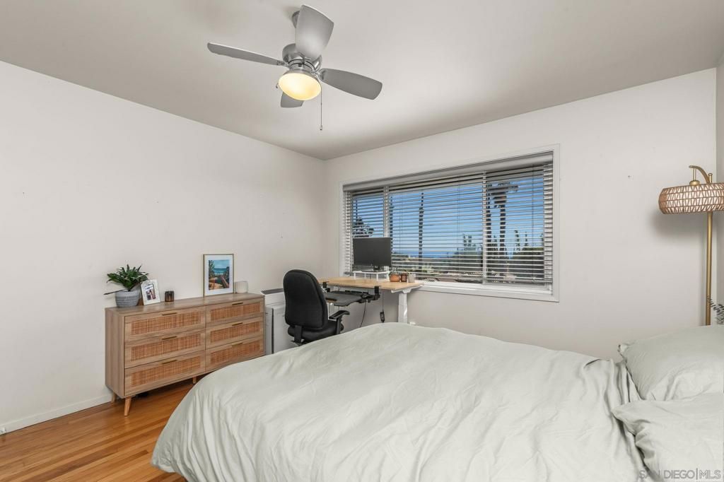 Image 16 of property listing at 5367 La Jolla Blvd 60, La Jolla, CA 92037